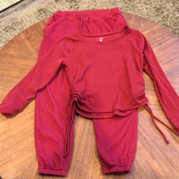 EUC GH lounge/PJ set - Picture 1 of 4